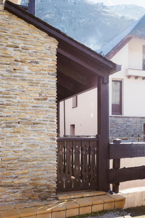 Apartamento Toran Les Zewnętrze zdjęcie